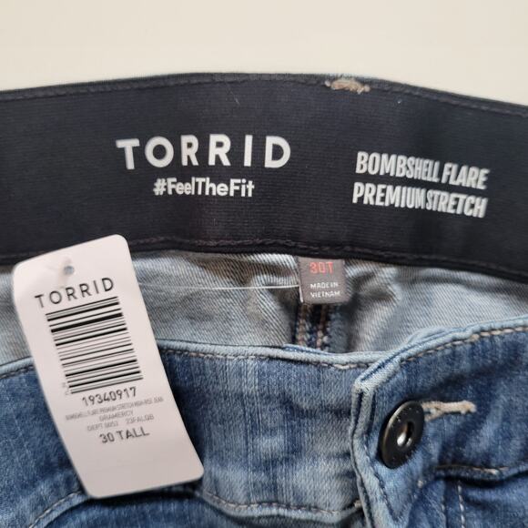 Torrid Bombshell High Rise Flare Jeans 30T Gramercy Blue Stretch Denim NWT - Picture 6 of 13